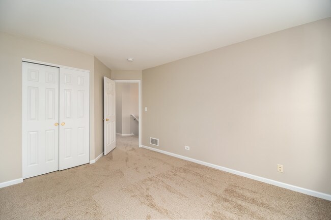 Building Photo - 3071 Autumn Lake Dr