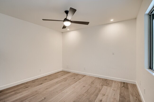 New Ceiling Fans and LED Lights - 5319 E Beverly Fair Dr