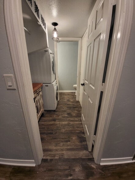 Building Photo - 150 Huntley Ave