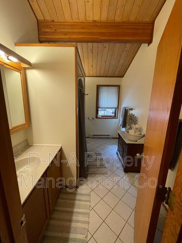 Building Photo - 3530 Spruce Cabin Rd