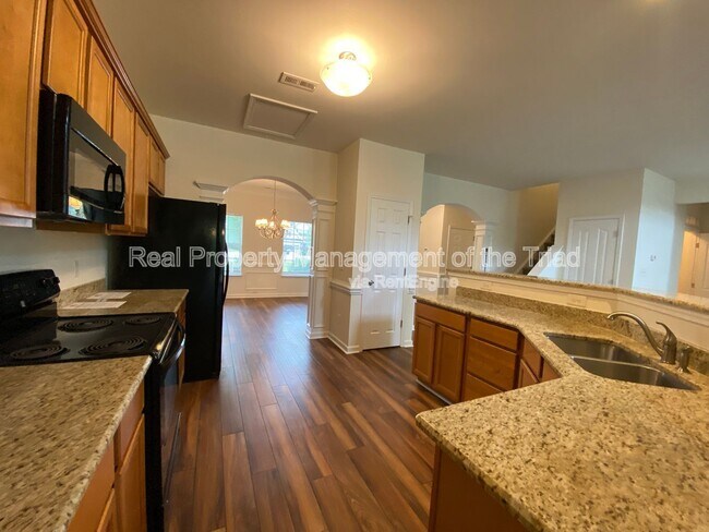 Building Photo - 4539 Deighton Ct