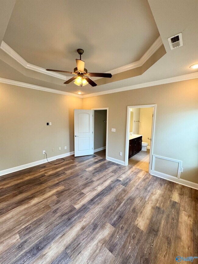 Building Photo - 153 Fields Pond Dr