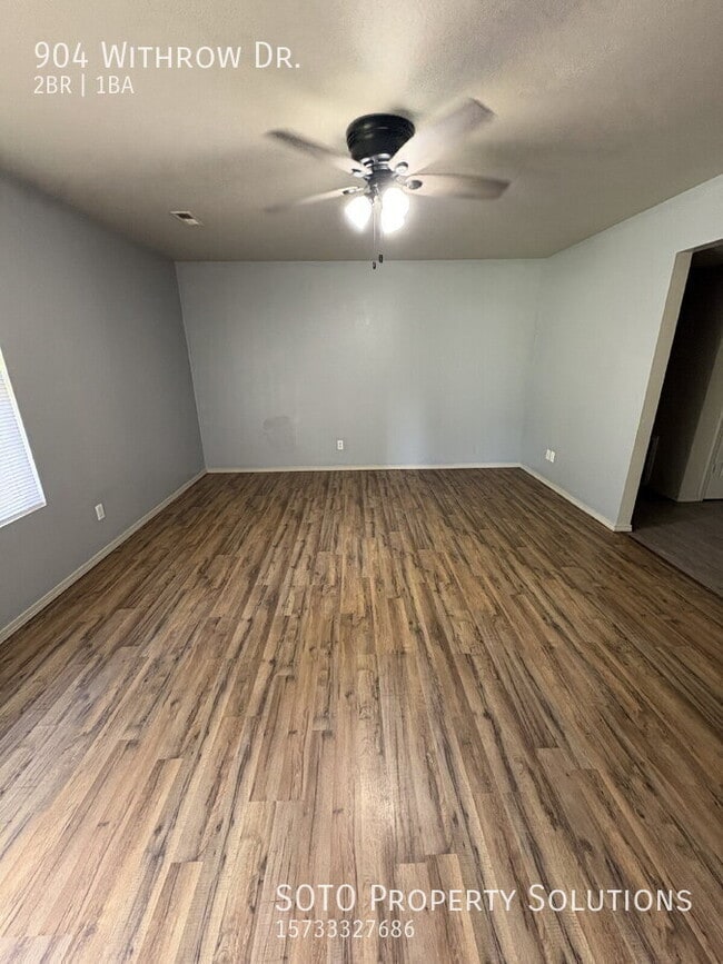 Building Photo - 904 Withrow Dr