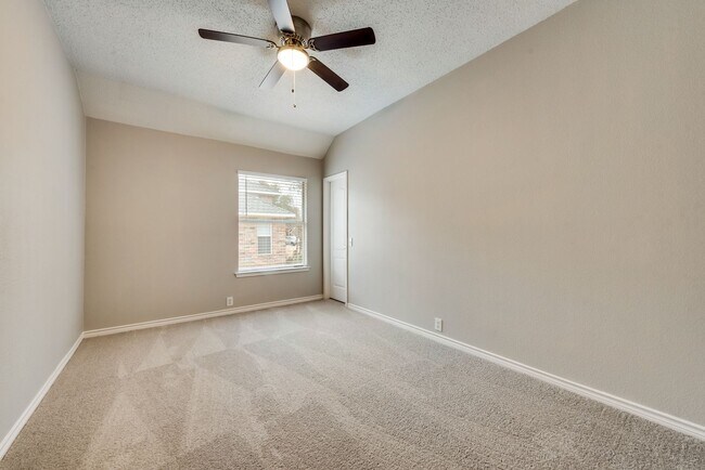 Building Photo - Beautiful custom Richardson Home!  Plano ISD