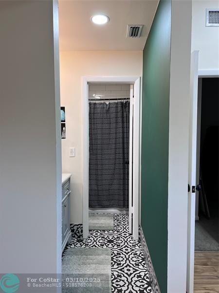 Building Photo - 3331 Carambola Cir
