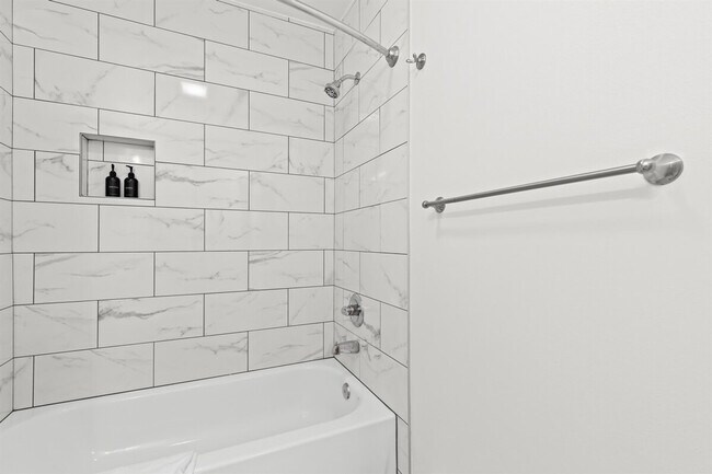 Building Photo - 22 2nd St