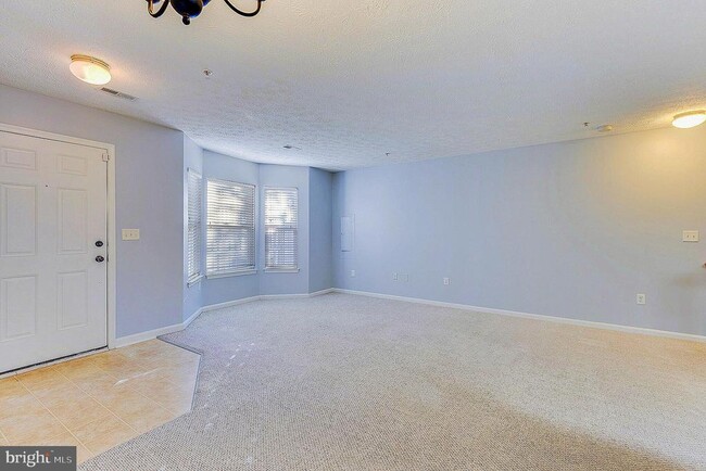 Building Photo - 8055 Brookstone Ct