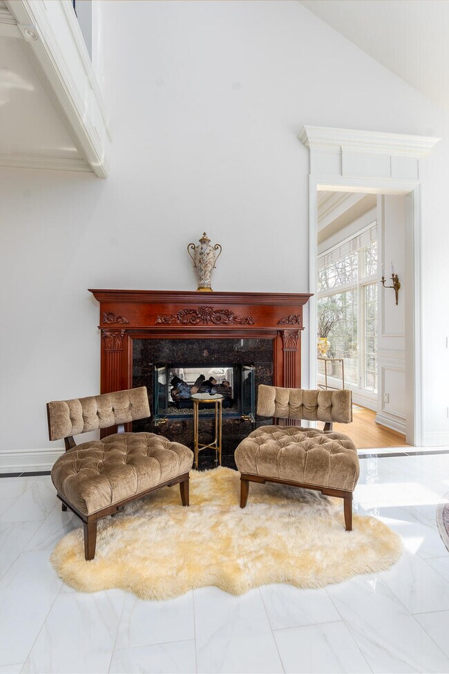 Building Photo - 16646 Brooklane Blvd