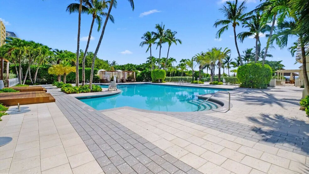 Building Photo - 455 Grand Bay Dr