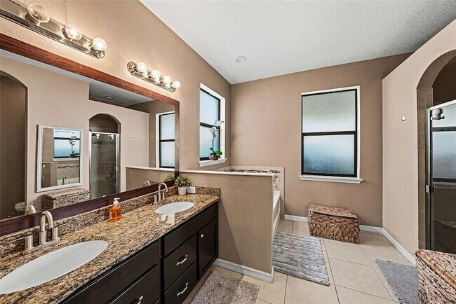 Building Photo - 12530 Ballentrae Forest Dr