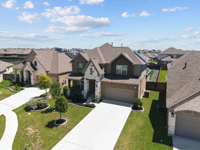 Building Photo - Welcome to your slice of paradise in Round...