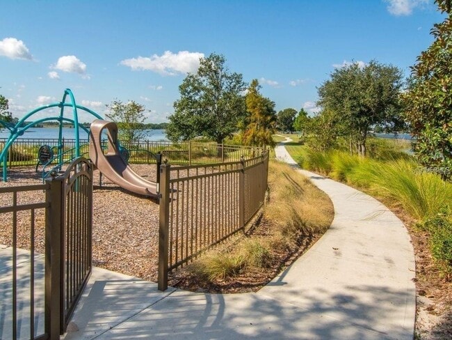 Building Photo - 16067 Pebble Blf Lp