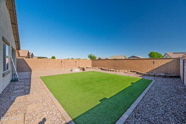 Building Photo - 41216 W Lucera Ln