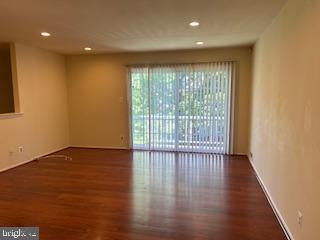 Building Photo - 354A Delancey Pl