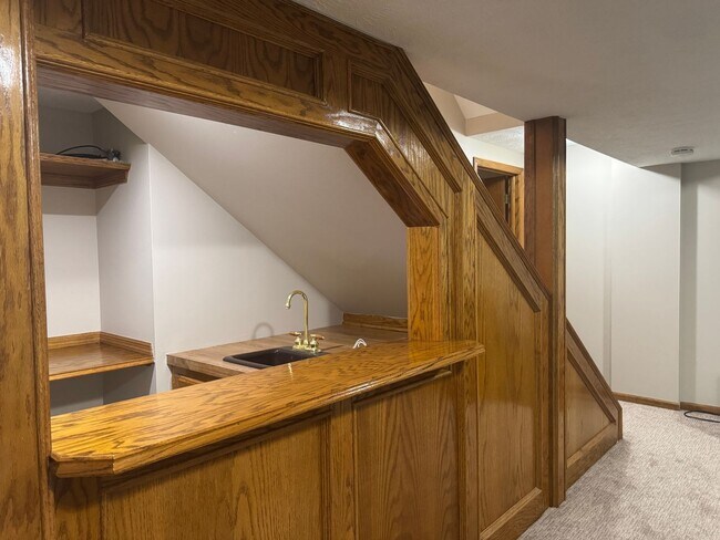 Building Photo - Raised Ranch Near Offutt AFB with Finished Basement & Oversized Garage