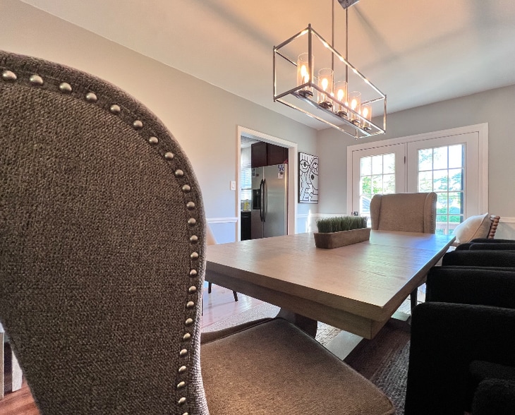 Building Photo - 186 Jesselin Dr