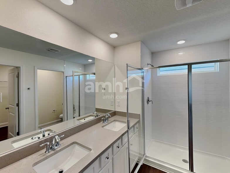 Building Photo - 2775 Robinson Rnch Rd