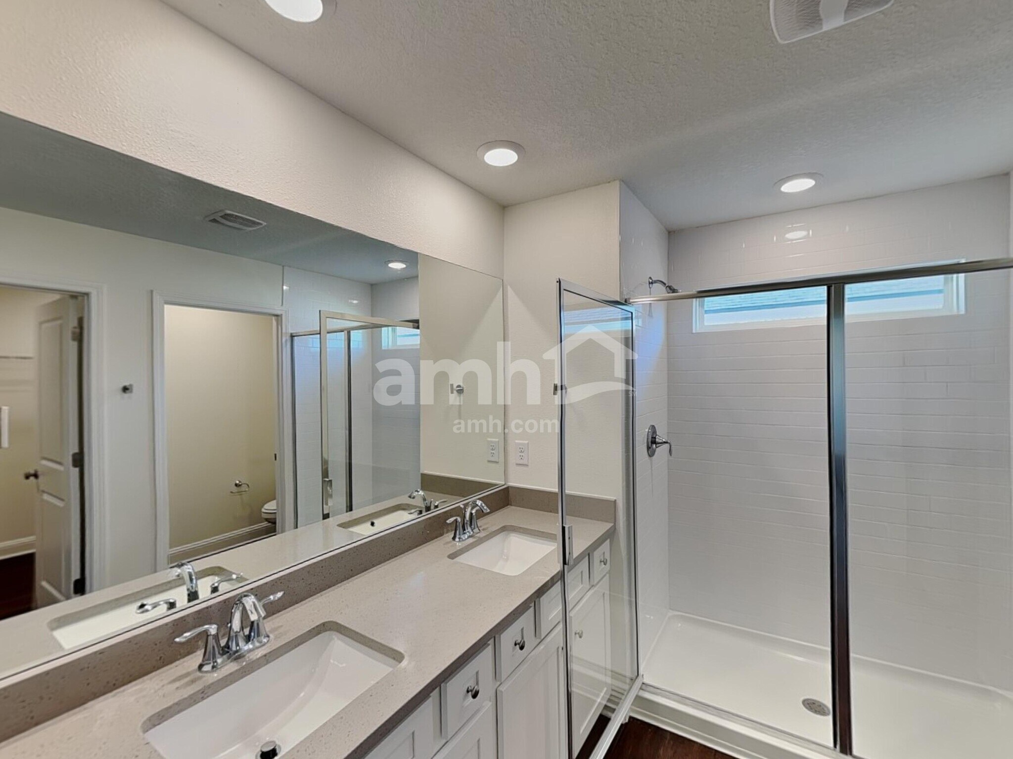 Building Photo - 16470 Cheyanne Ct