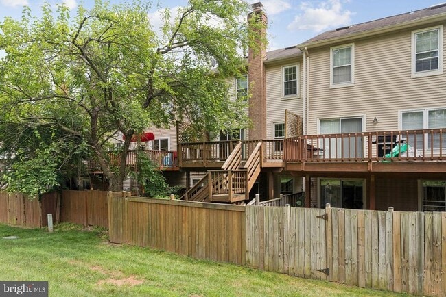 Building Photo - 4262 Fox Lake Dr