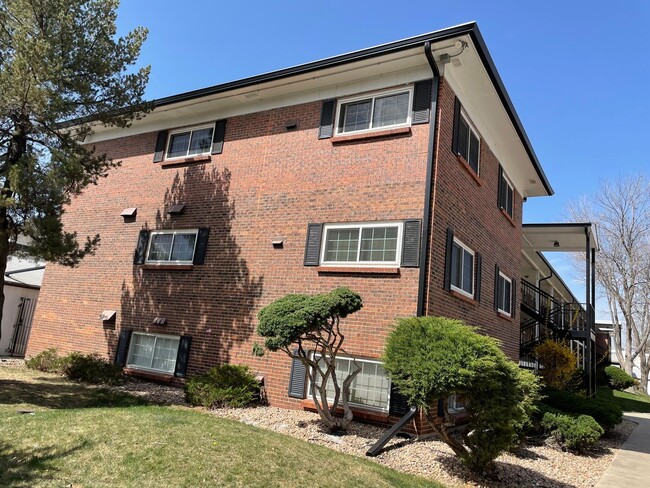 Building Photo - Move in ready 3bedroom 2bath