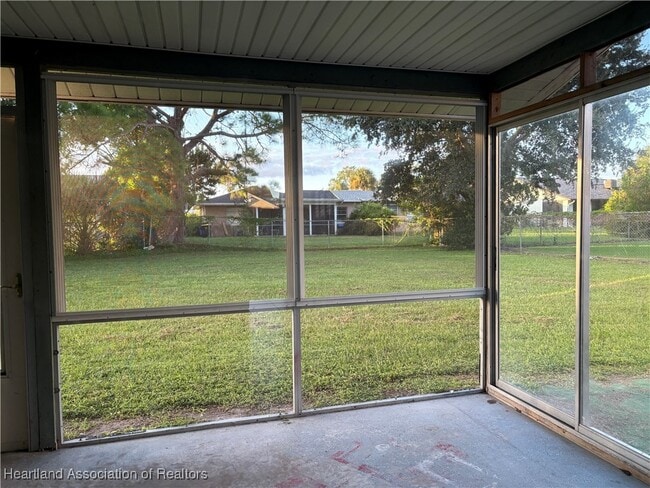 Building Photo - 4817 Vilabella Dr