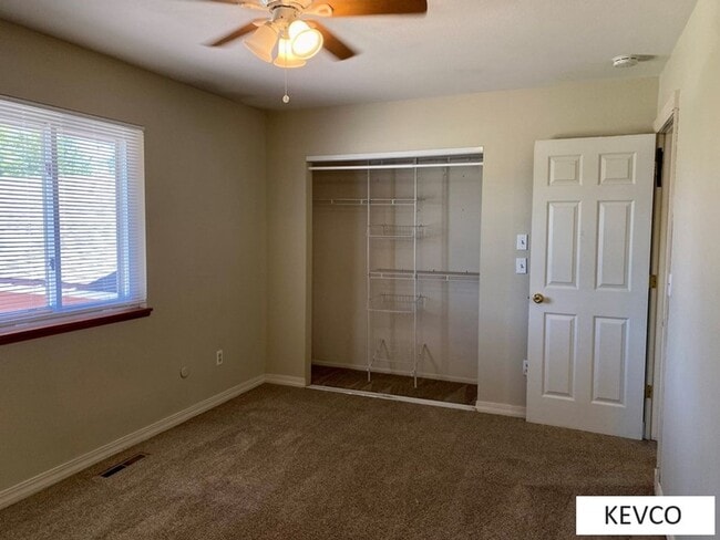 Building Photo - Wonderful Home in Campus West!