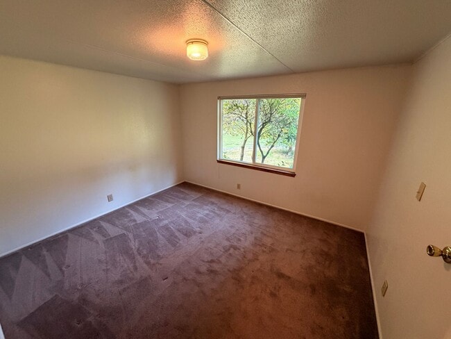 Building Photo - 4204 Sharpe Rd
