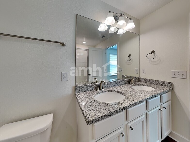 Building Photo - 4714 Reisswood Loop