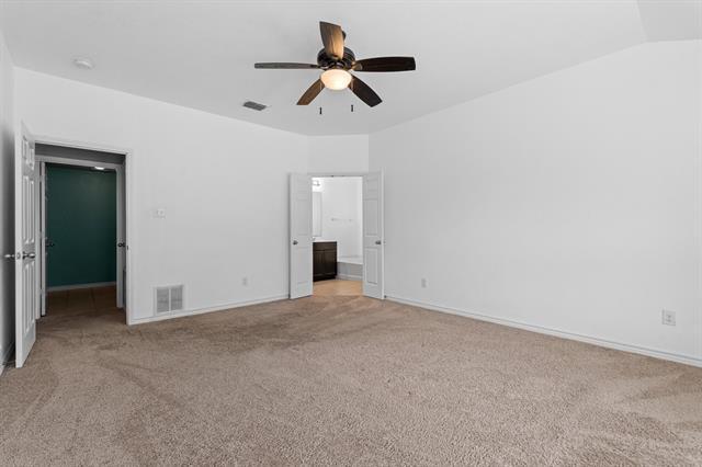 Building Photo - 8613 Vista Royale Dr