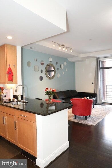 Building Photo - 1111 Oronoco St