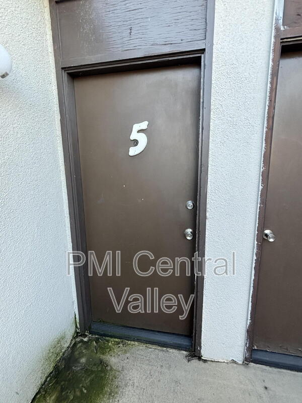 Building Photo - 3436 Dwight Way