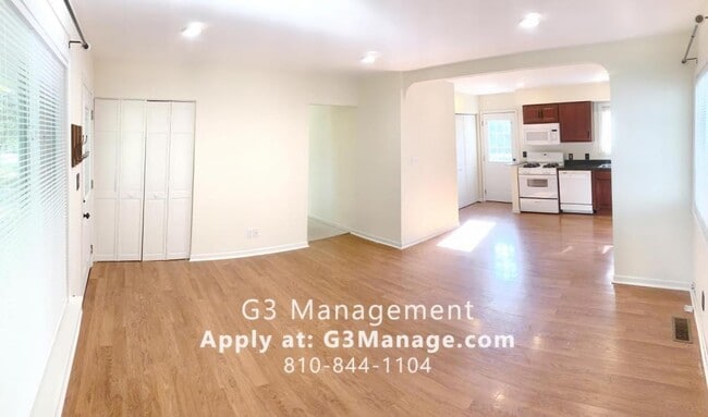 Building Photo - 5052 Walsh Dr
