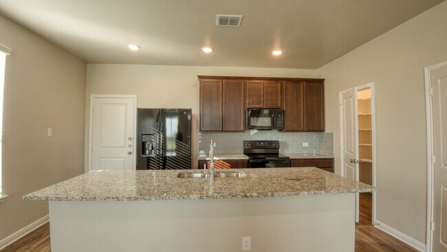 Building Photo - 1626 Lummus Dr