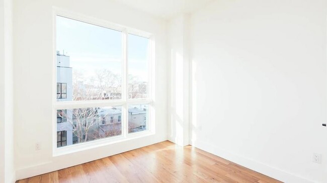 Building Photo - 1 bedroom in BROOKLYN NY 11237