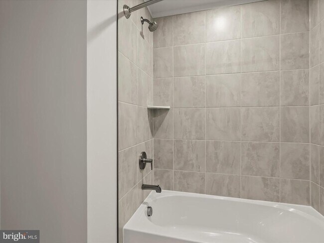 Building Photo - 4738 Naples Ave