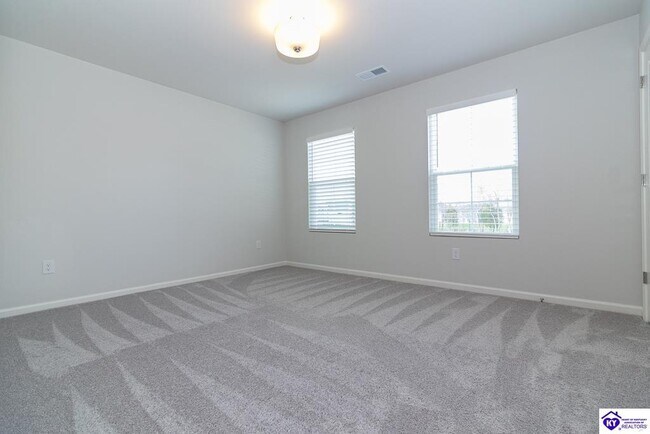 Building Photo - 104 Ashwood Ave