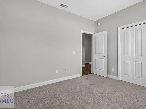 Building Photo - 589 Meloney Dr