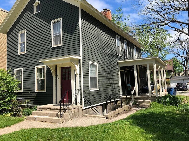 Building Photo - 519 Lawrence St