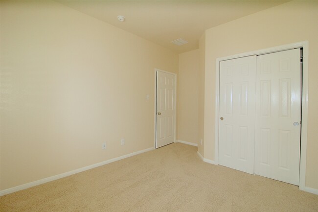 Building Photo - 24306 Piazza Dr