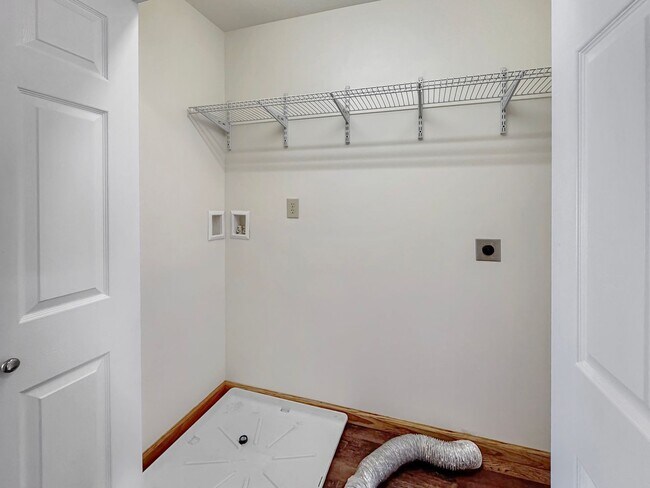 Building Photo - 253-257 Main Street