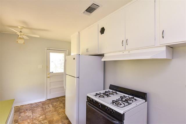 Building Photo - 4004 Anita Ave