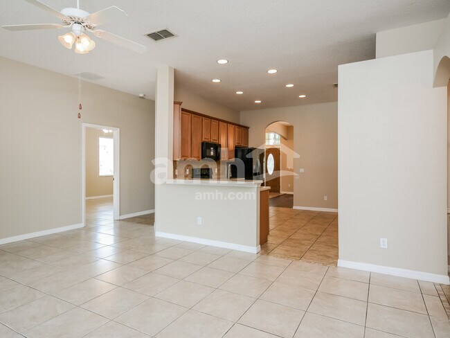 Building Photo - 5355 Rishley Run Way