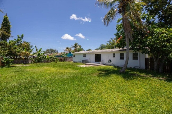 Building Photo - 3327 Sapphire Rd