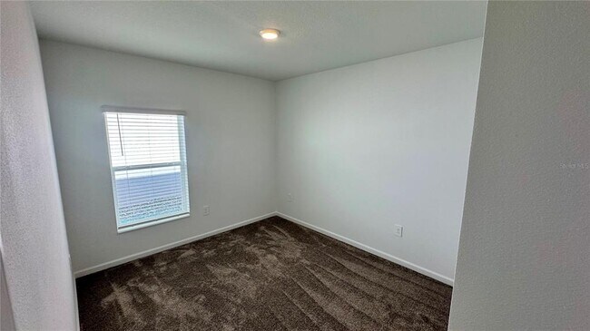 Building Photo - 2737 Armstrong Ave