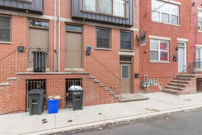 Building Photo - 4 br, 2 bath Duplex - 1707 ARLINGTON ST Un...