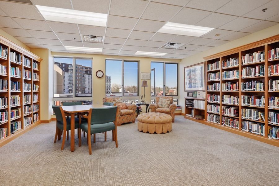 Building Photo - 6600 Lyndale Ave S