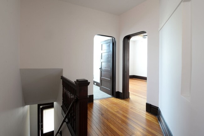 Building Photo - 3449 Iowa Ave