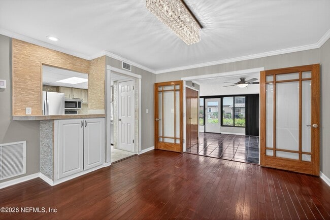 Building Photo - 695-A1A A1A N