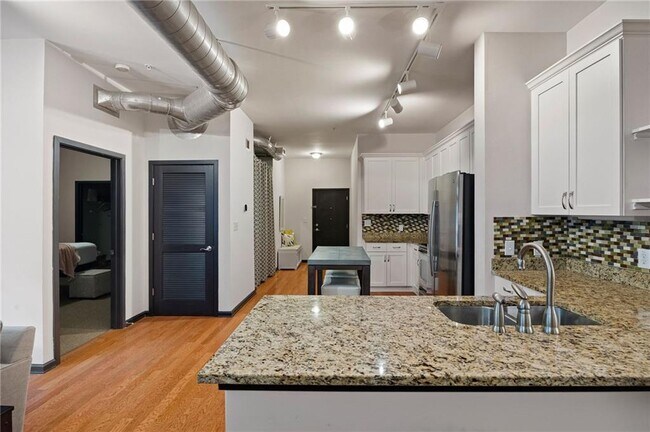 Building Photo - 5300 Peachtree Rd
