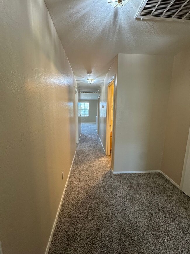 Building Photo - Large home with great sized kitchen and loft!